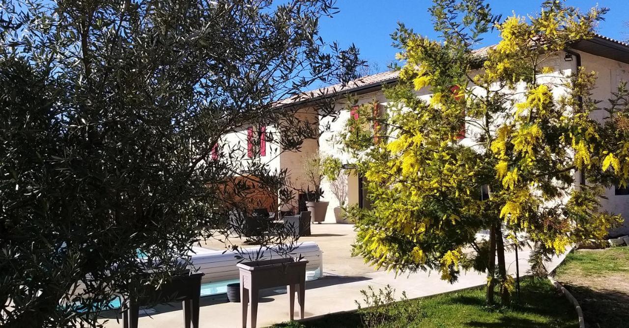 La Resiniere Bed & Breakfast Salles  Dış mekan fotoğraf