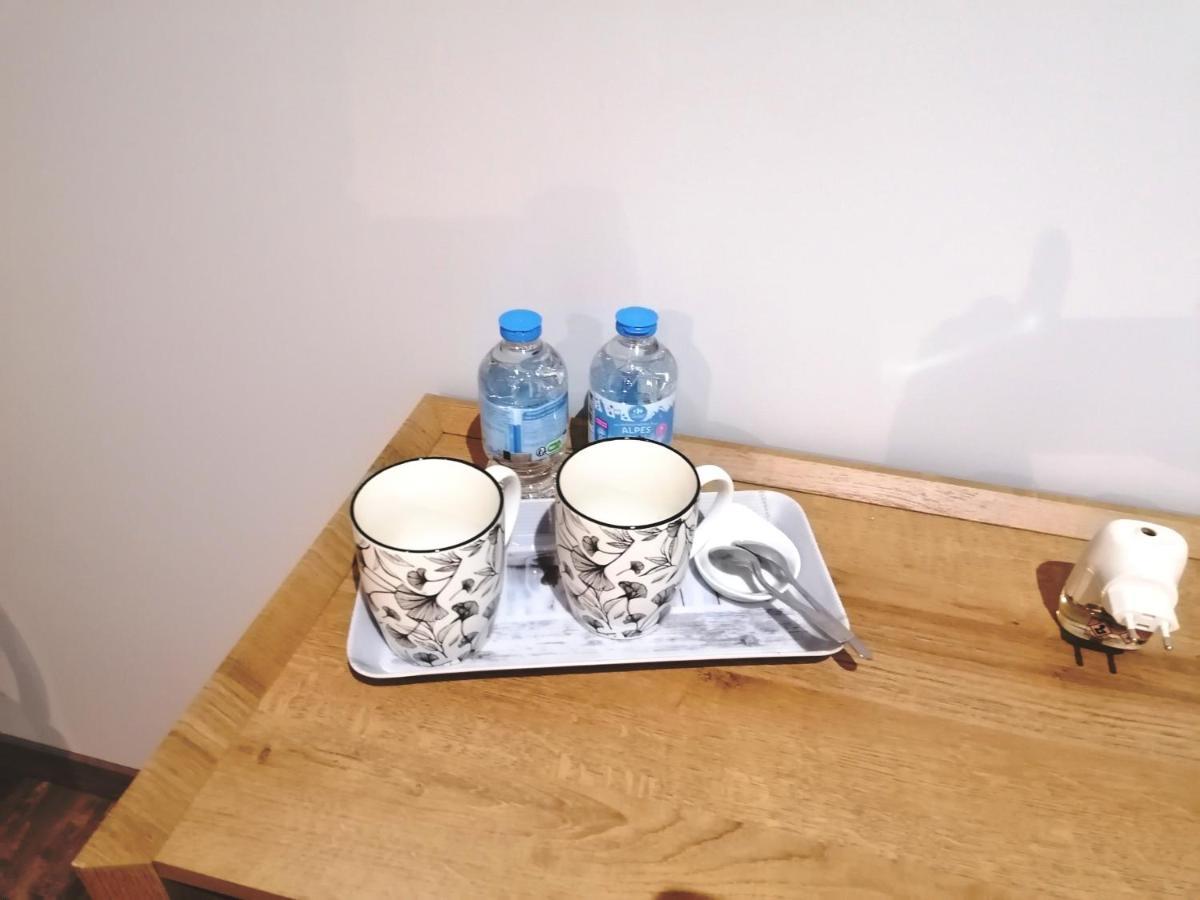 La Resiniere Bed & Breakfast Salles  Dış mekan fotoğraf