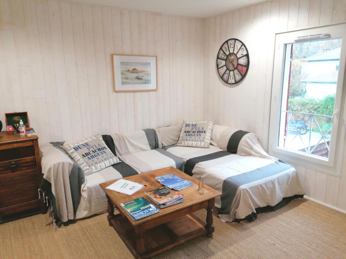 La Resiniere Bed & Breakfast Salles  Dış mekan fotoğraf